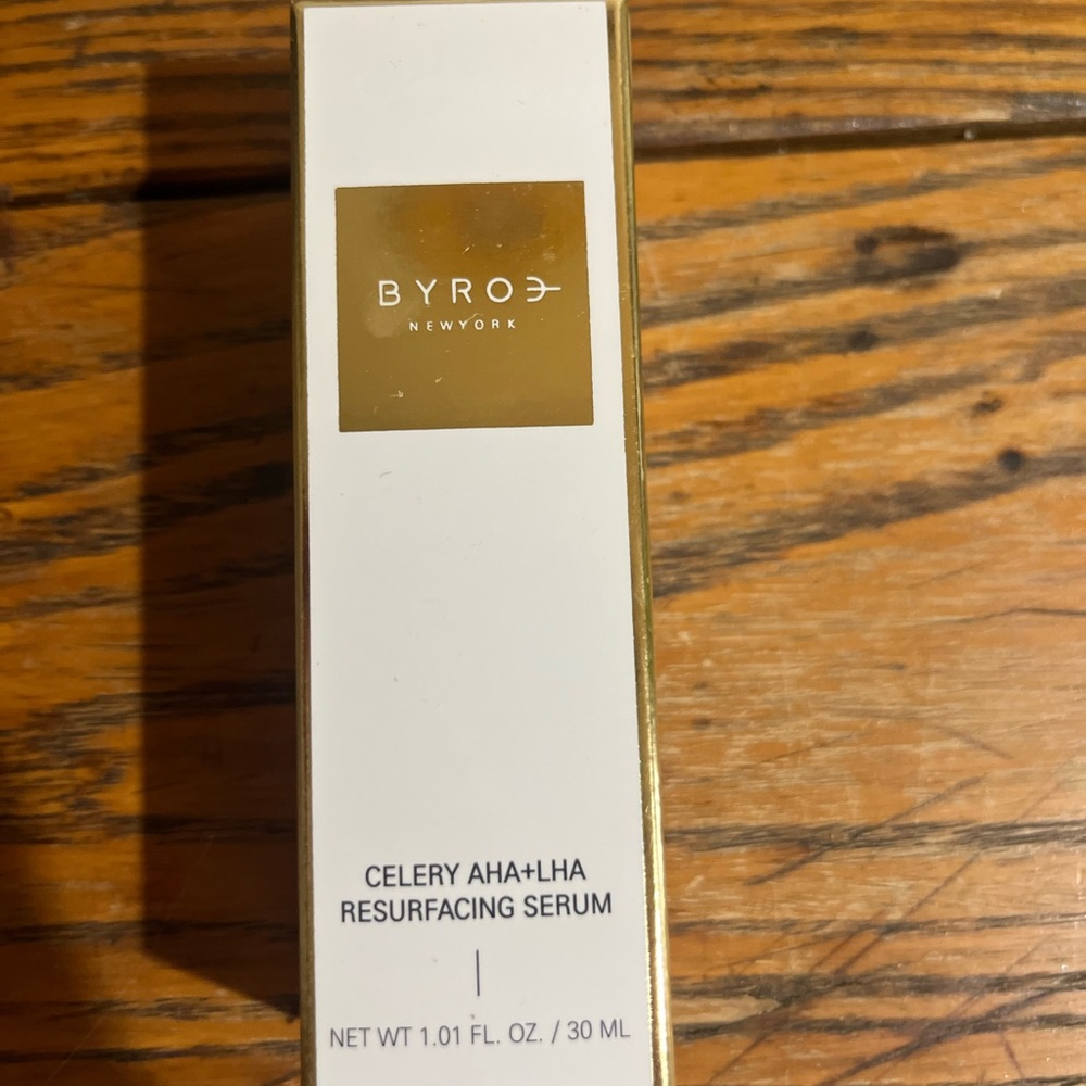 Byroe celery serum